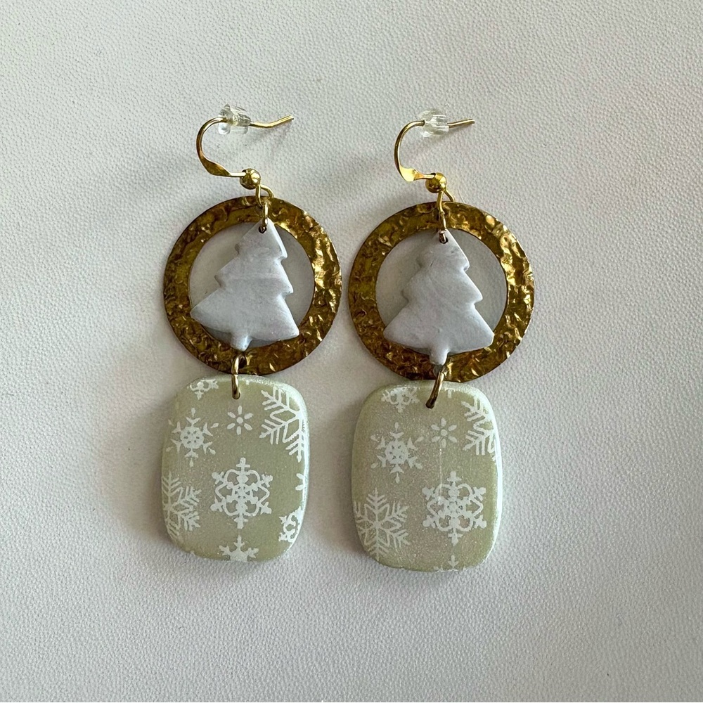 Elegant Christmas Dangle Earrings